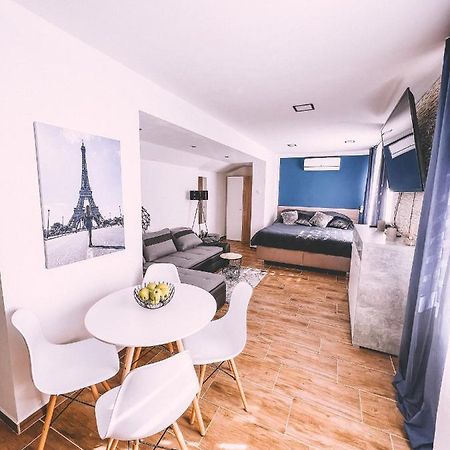Unicorn Hrensko Apartamento Exterior foto