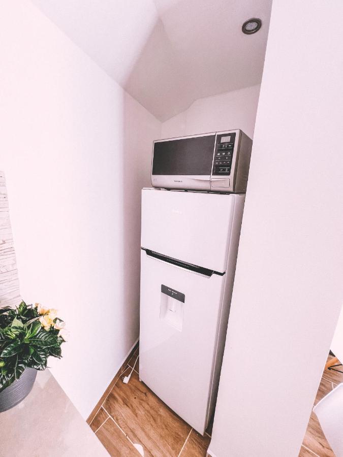Unicorn Hrensko Apartamento Exterior foto