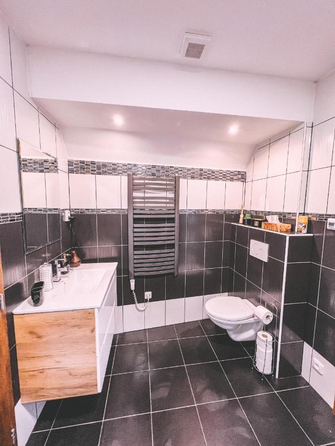 Unicorn Hrensko Apartamento Exterior foto